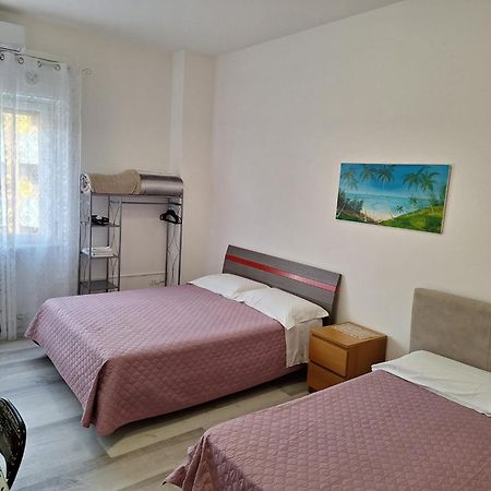 Giada Rooms 페스키에라델가르다 외부 사진
